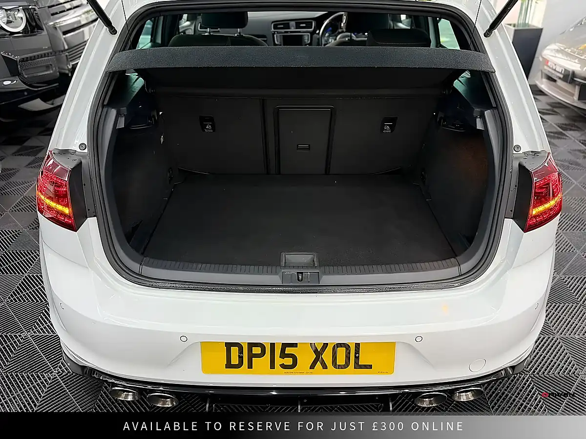 Used 2015 Volkswagen Golf R White - Interior and Exterior details 17