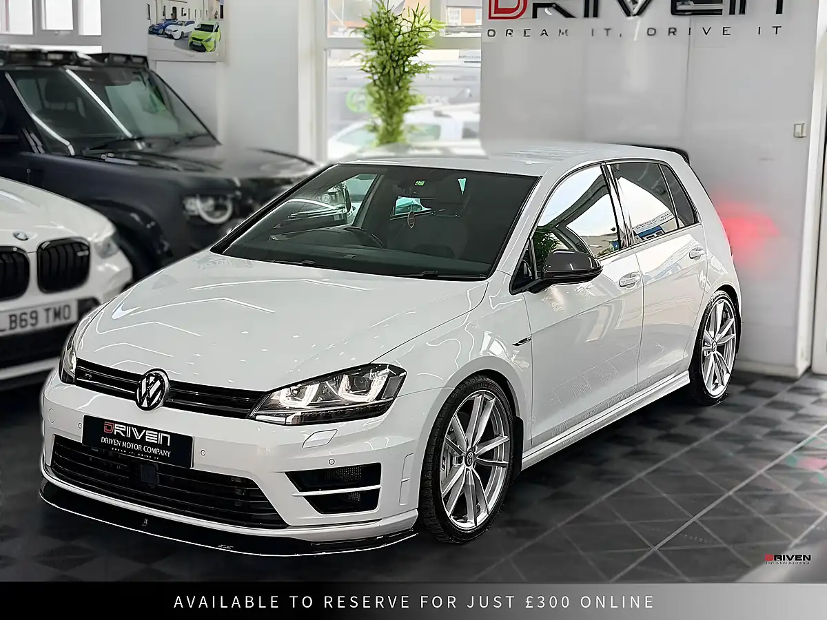 Used 2015 Volkswagen Golf R White - Interior and Exterior details 6