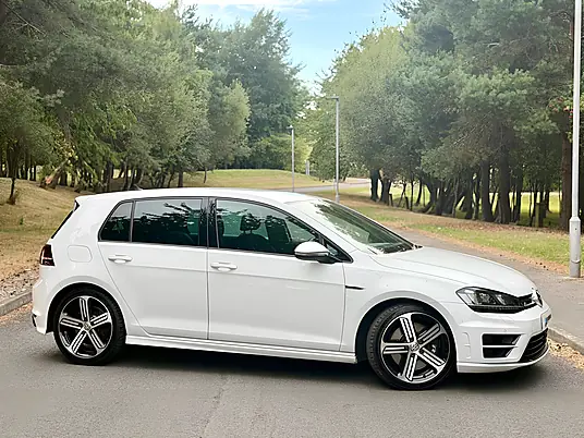 2015 Volkswagen Golf R 2.0 TSI