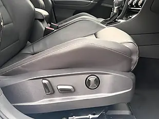 Used 2015 Volkswagen Golf R White - Interior and Exterior details 10