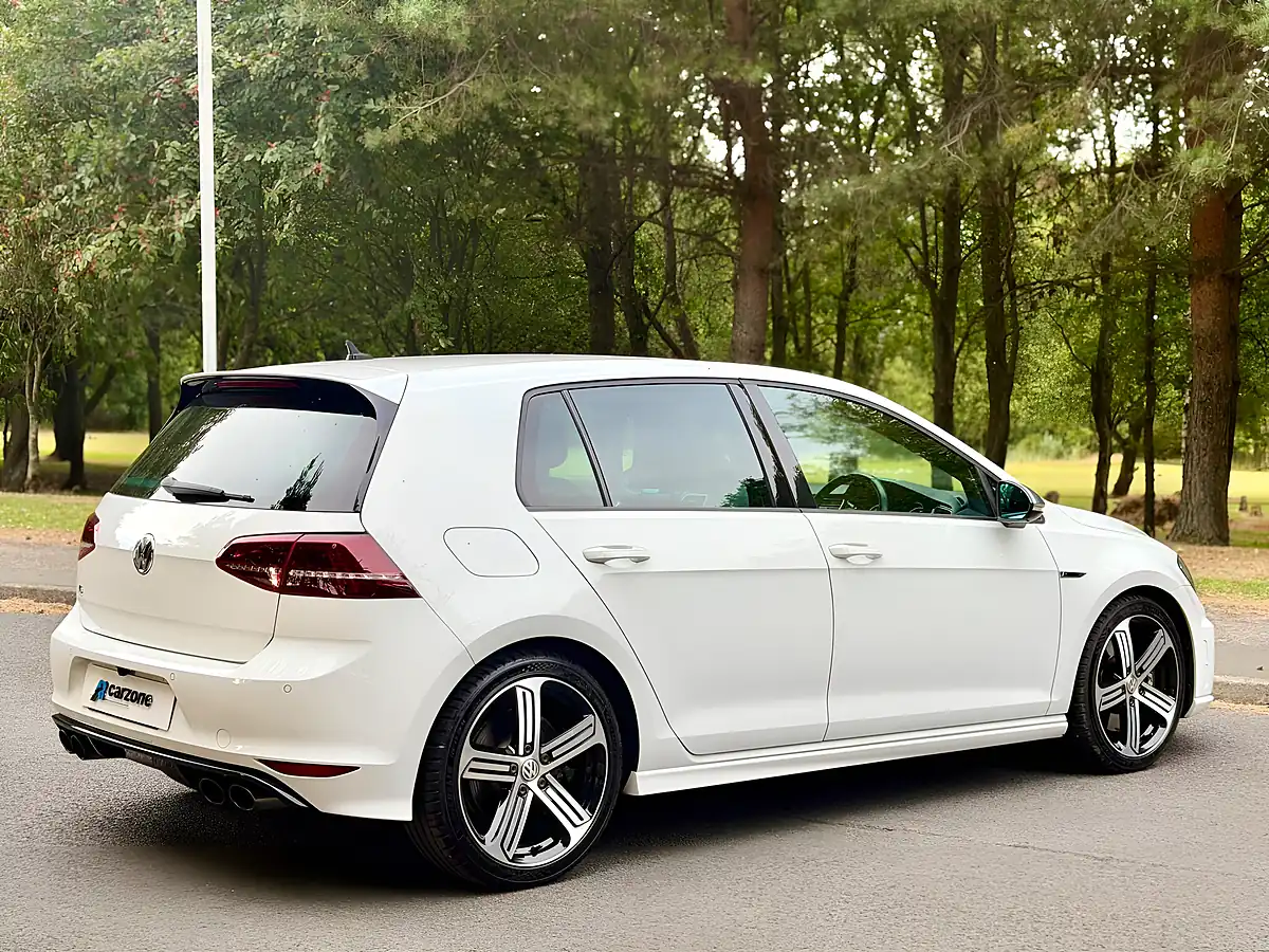 Used 2015 Volkswagen Golf R White - Interior and Exterior details 5