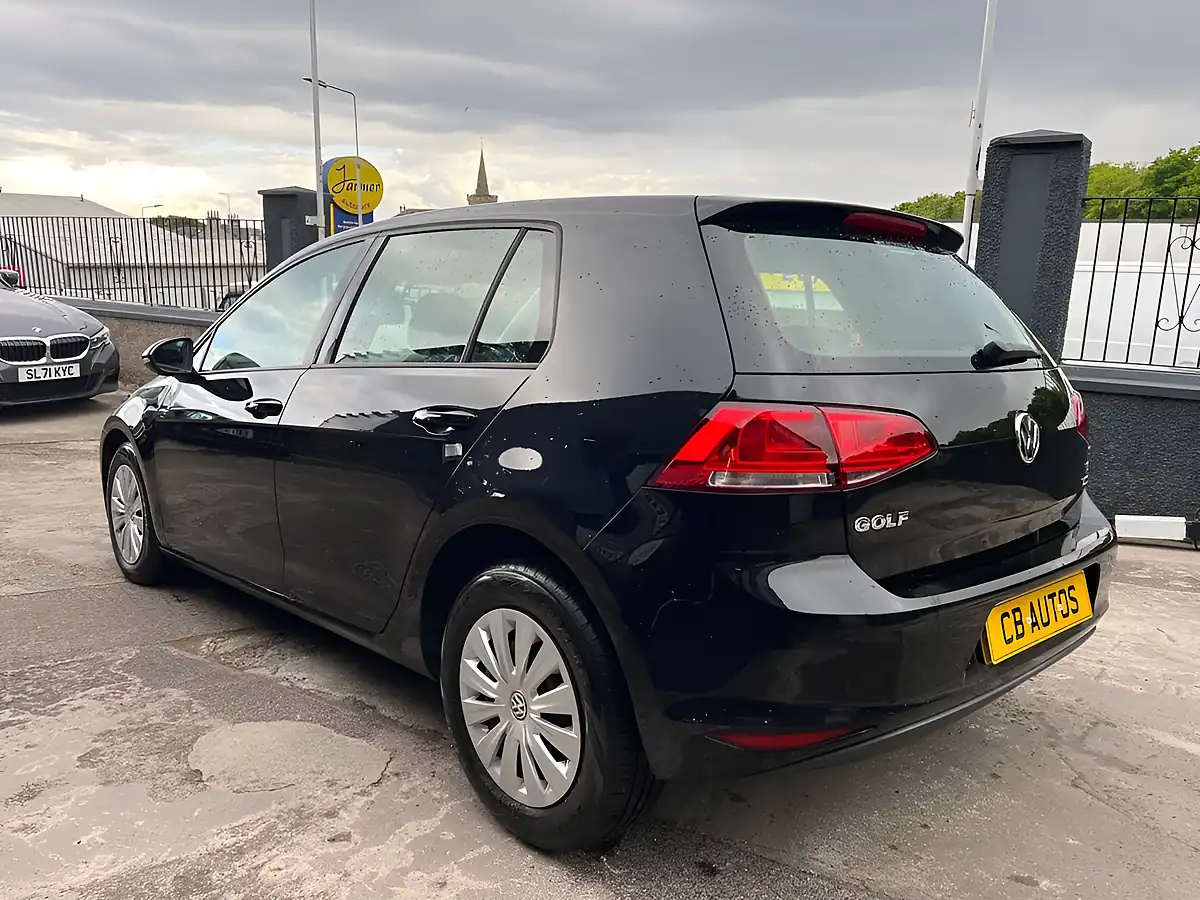 Used 2015 Volkswagen Golf S Black - Interior and Exterior details 12