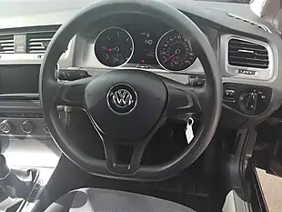 Used 2015 Volkswagen Golf S Black - Interior and Exterior details 17