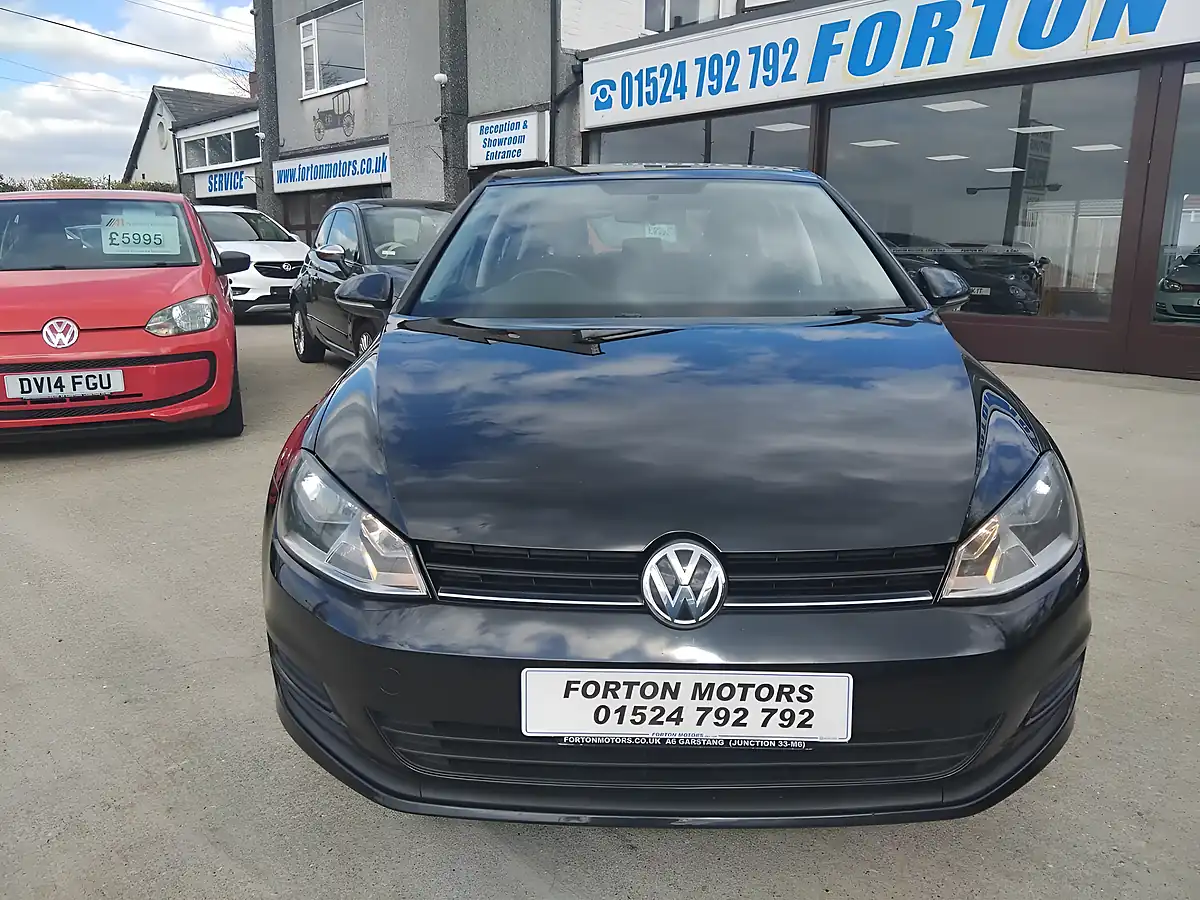 Used 2015 Volkswagen Golf S Black - Interior and Exterior details 3