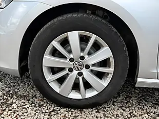 Used 2015 Volkswagen Golf S Silver - Interior and Exterior details 14