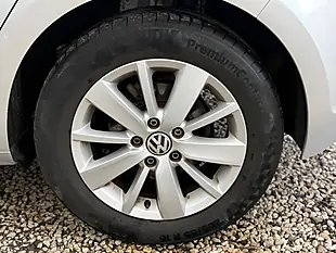 Used 2015 Volkswagen Golf S Silver - Interior and Exterior details 15