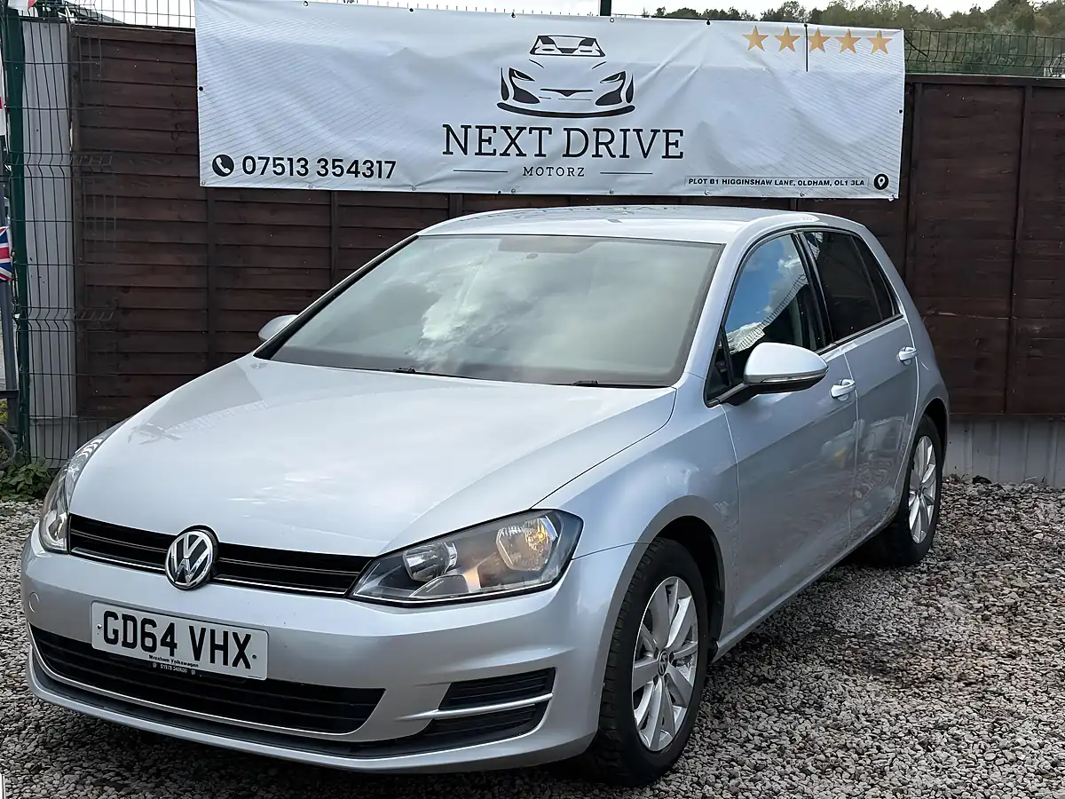 Used 2015 Volkswagen Golf S Silver - Interior and Exterior details 2