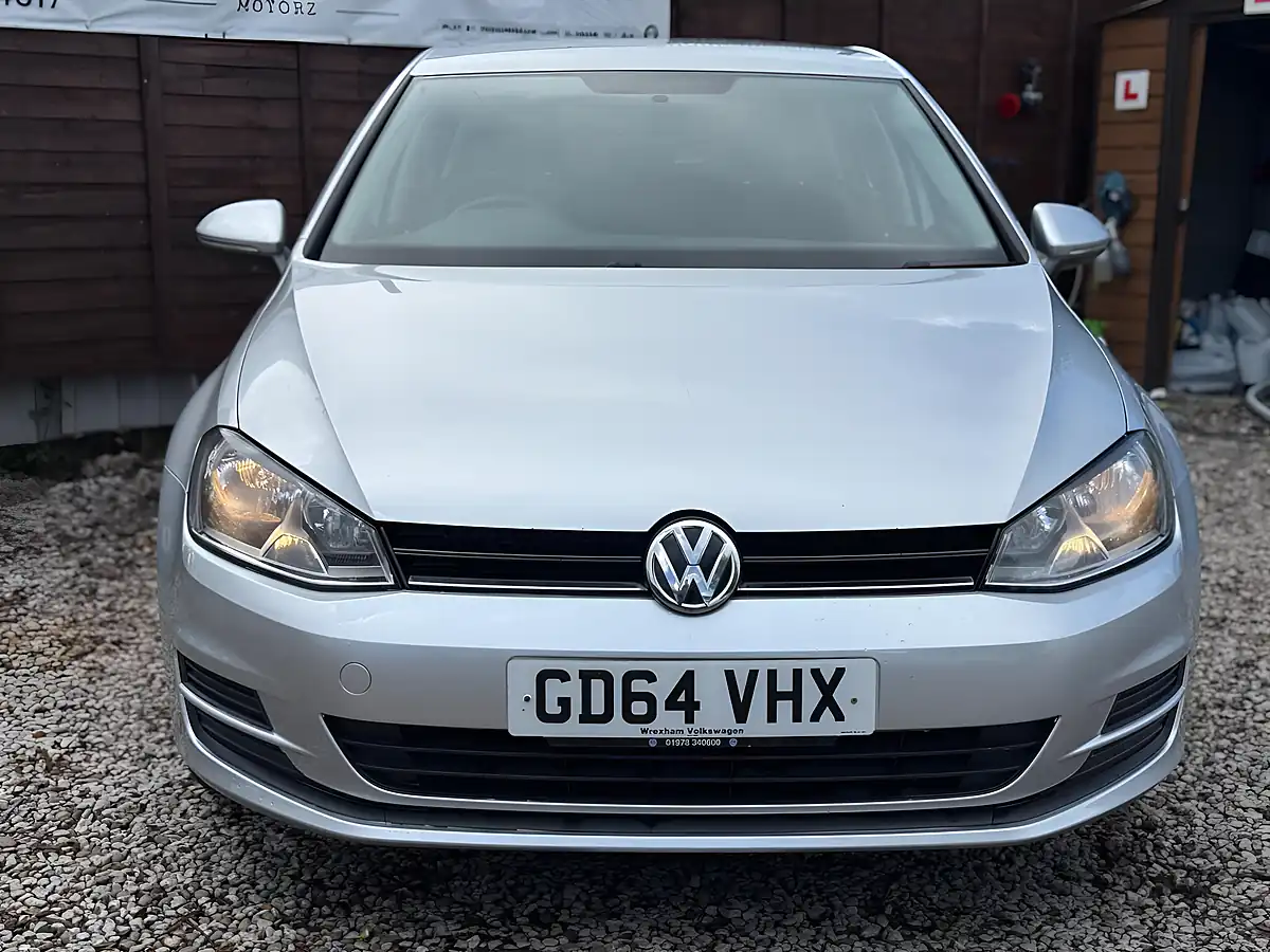 Used 2015 Volkswagen Golf S Silver - Interior and Exterior details 5
