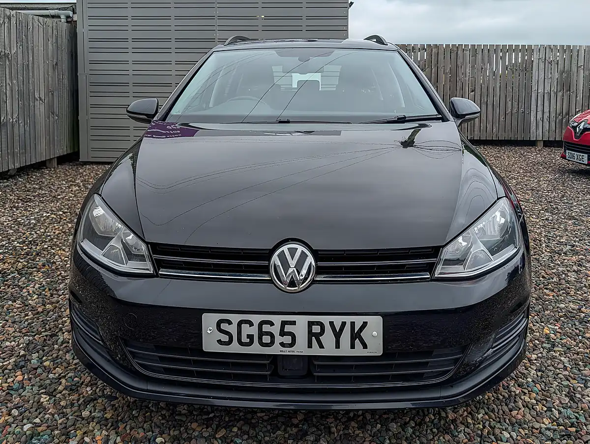 Used 2015 Volkswagen Golf Se Bluemotion Tech Black - Interior and Exterior details 2