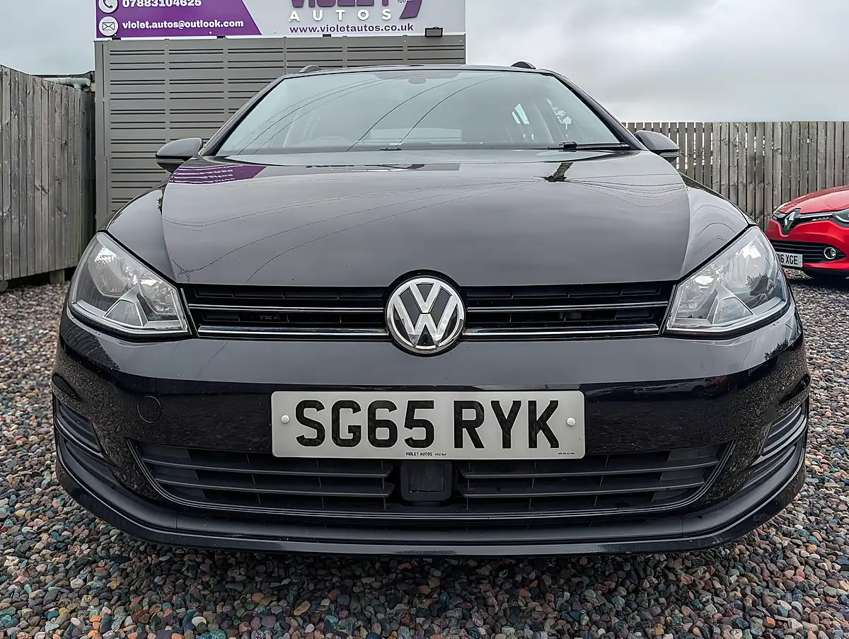 Used 2015 Volkswagen Golf Se Bluemotion Tech Black - Interior and Exterior details 7