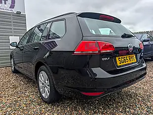 Used 2015 Volkswagen Golf Se Bluemotion Tech Black - Interior and Exterior details 9