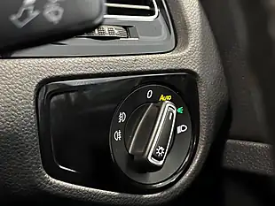 Used 2015 Volkswagen Golf Se Bluemotion Tech White - Interior and Exterior details 13