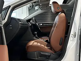 Used 2015 Volkswagen Golf Se Bluemotion Tech White - Interior and Exterior details 18