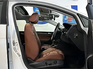 Used 2015 Volkswagen Golf Se Bluemotion Tech White - Interior and Exterior details 2