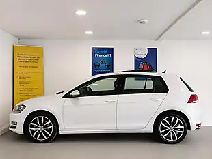 Used 2015 Volkswagen Golf Se Bluemotion Tech White - Interior and Exterior details 6