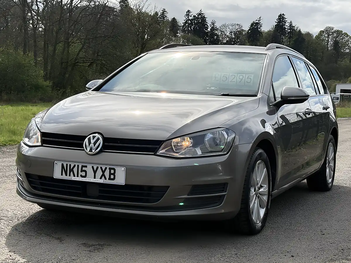Used 2015 Volkswagen Golf Se Grey - Interior and Exterior details 10