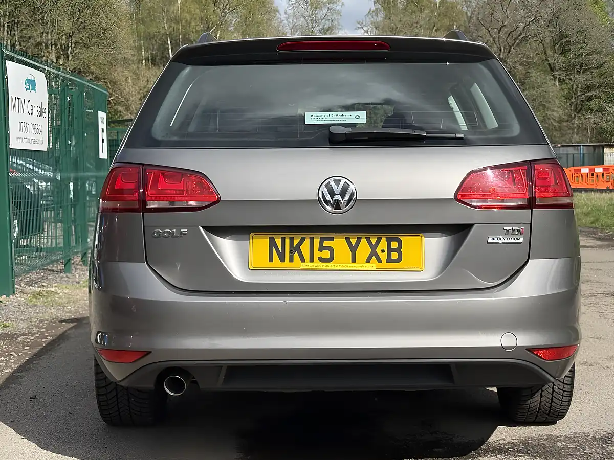 Used 2015 Volkswagen Golf Se Grey - Interior and Exterior details 7