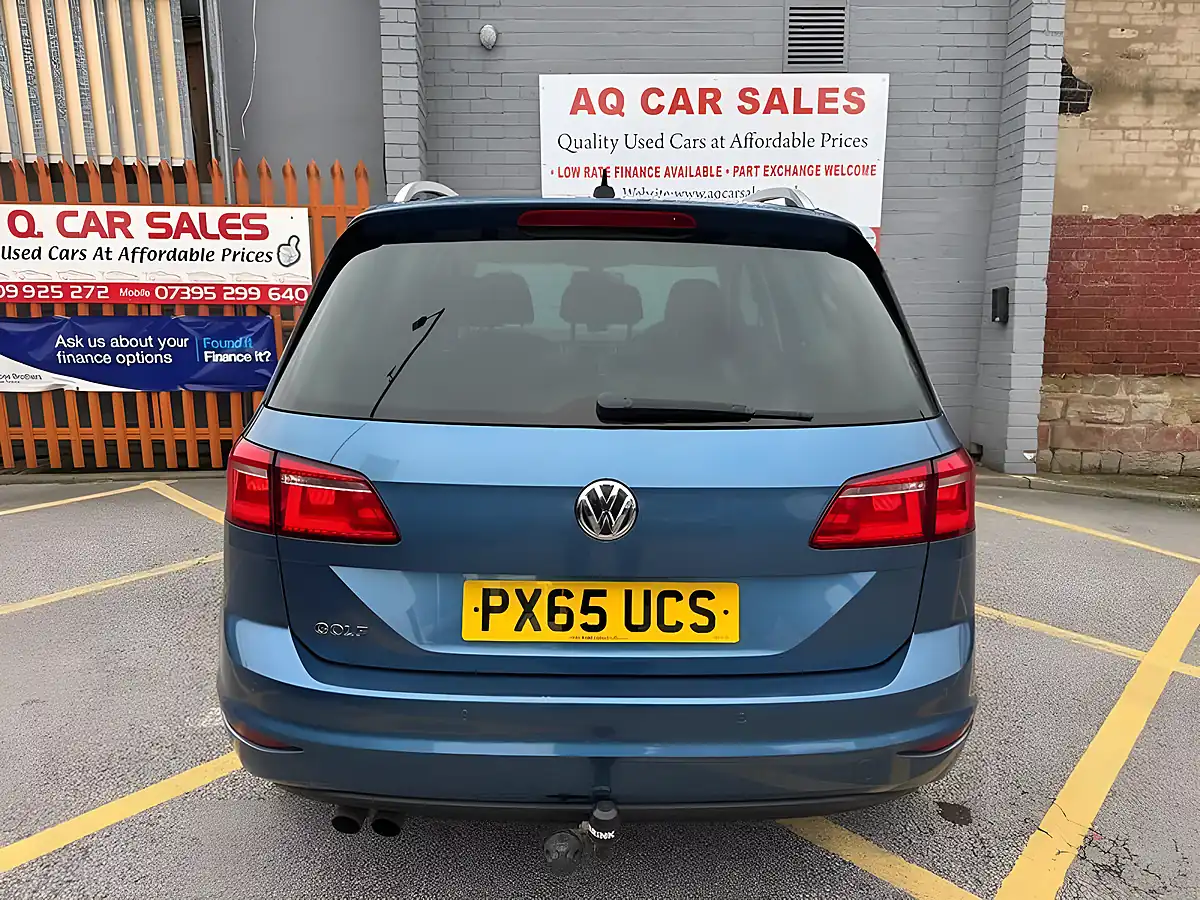 Used 2015 Volkswagen Golf Sv Bluemotion Tech GT Blue - Interior and Exterior details 6