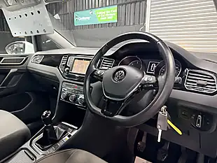 Used 2015 Volkswagen Golf Sv Bluemotion Tech GT White - Interior and Exterior details 15