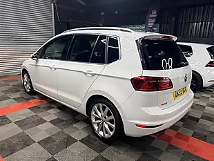 Used 2015 Volkswagen Golf Sv Bluemotion Tech GT White - Interior and Exterior details 6
