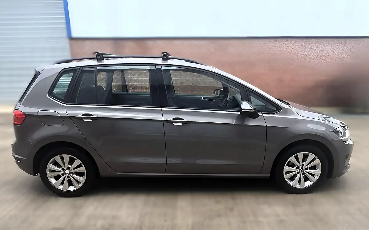 Used 2015 Volkswagen Golf Sv Bluemotion Tech Se Grey - Interior and Exterior details 9