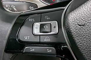 Used 2015 Volkswagen Golf Sv Bluemotion Tech Se Silver - Interior and Exterior details 11