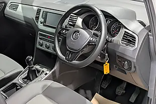 Used 2015 Volkswagen Golf Sv Bluemotion Tech Se Silver - Interior and Exterior details 2