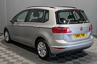 Used 2015 Volkswagen Golf Sv Bluemotion Tech Se Silver - Interior and Exterior details 9
