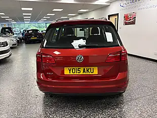 Used 2015 Volkswagen Golf Sv Se Carmen Red - Interior and Exterior details 11