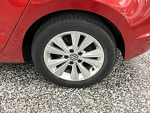 Used 2015 Volkswagen Golf Sv Se Carmen Red - Interior and Exterior details 13