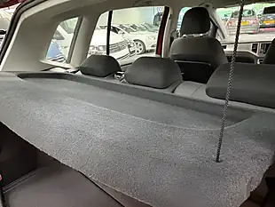 Used 2015 Volkswagen Golf Sv Se Carmen Red - Interior and Exterior details 18