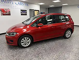 Used 2015 Volkswagen Golf Sv Se Carmen Red - Interior and Exterior details 3