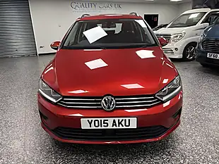 Used 2015 Volkswagen Golf Sv Se Carmen Red - Interior and Exterior details 7