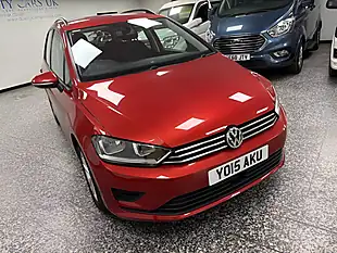 Used 2015 Volkswagen Golf Sv Se Carmen Red - Interior and Exterior details 8