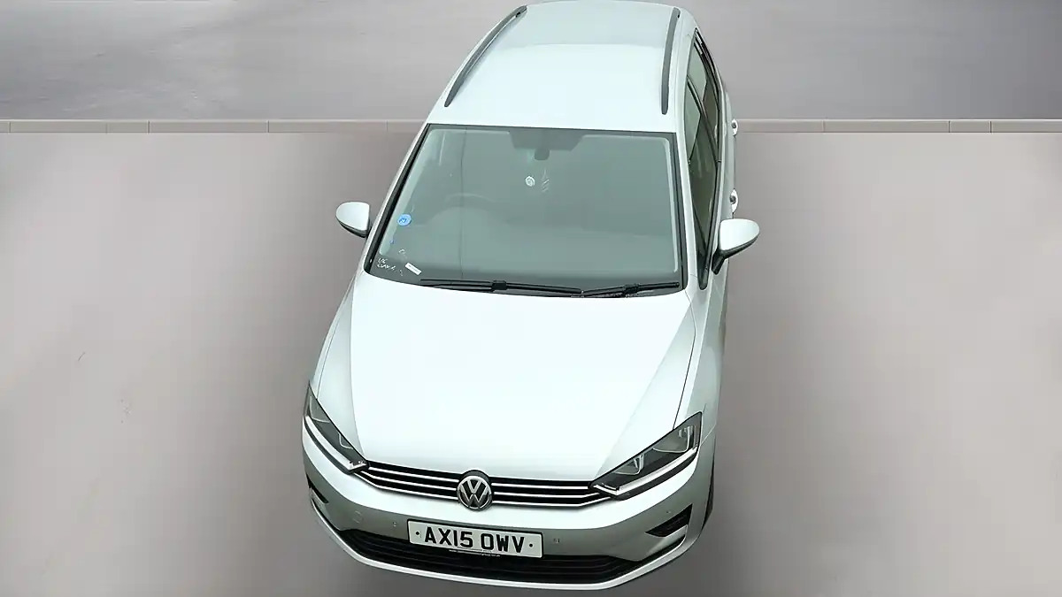 Used 2015 Volkswagen Golf Sv Se Silver - Interior and Exterior details 7
