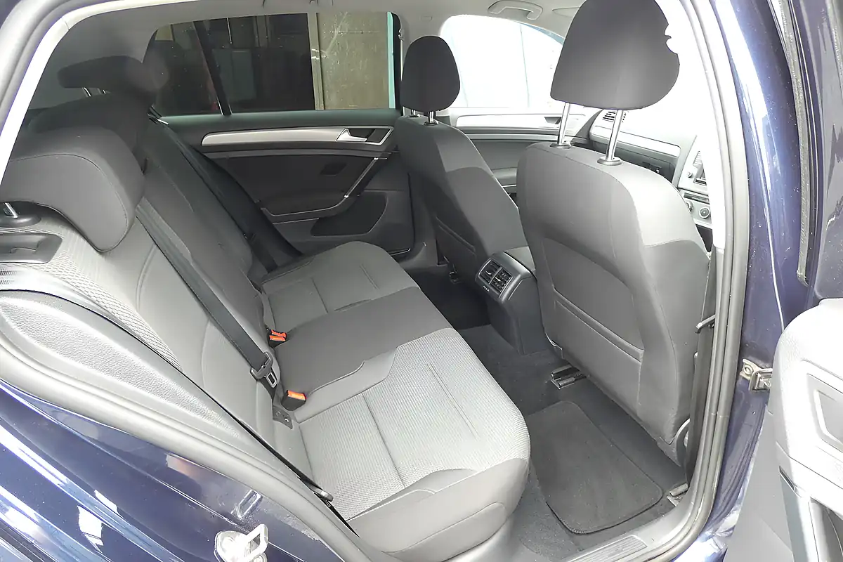 Used 2015 Volkswagen Golf Tech Match Blue - Interior and Exterior details 14
