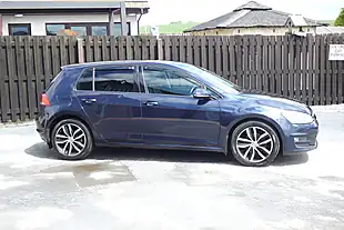 Used 2015 Volkswagen Golf Tech Match Blue - Interior and Exterior details 2