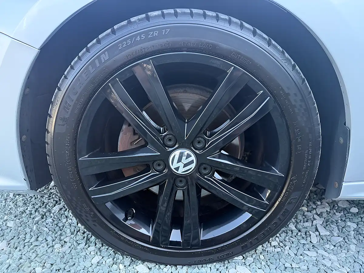 Used 2015 Volkswagen Jetta Bluemotion Tech GT Silver - Interior and Exterior details 19