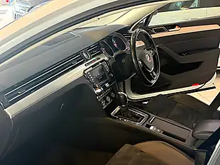 Used 2015 Volkswagen Passat Bluemotion Tech GT White - Interior and Exterior details 16