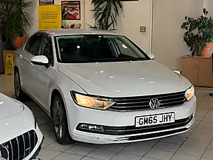 Used 2015 Volkswagen Passat Bluemotion Tech GT White - Interior and Exterior details 8