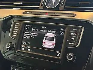 Used 2015 Volkswagen Passat Bluemotion Tech GT White - Interior and Exterior details 9