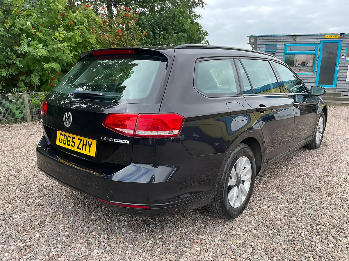 Used 2015 Volkswagen Passat Bluemotion Tech S Black - Interior and Exterior details 3