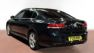 Used 2015 Volkswagen Passat Bluemotion Tech Se Black - Interior and Exterior details 3