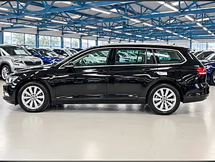 Used 2015 Volkswagen Passat Bluemotion Tech Se Black - Interior and Exterior details 10