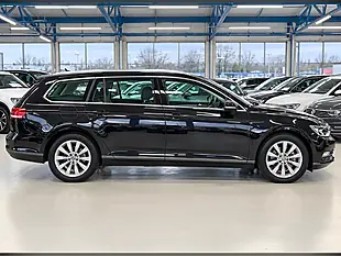 Used 2015 Volkswagen Passat Bluemotion Tech Se Black - Interior and Exterior details 11