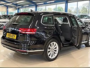 Used 2015 Volkswagen Passat Bluemotion Tech Se Black - Interior and Exterior details 13