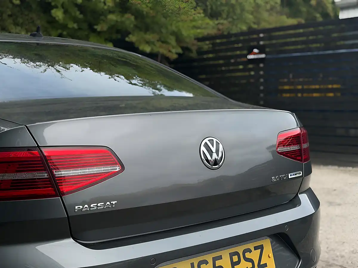 Used 2015 Volkswagen Passat GT Grey - Interior and Exterior details 11