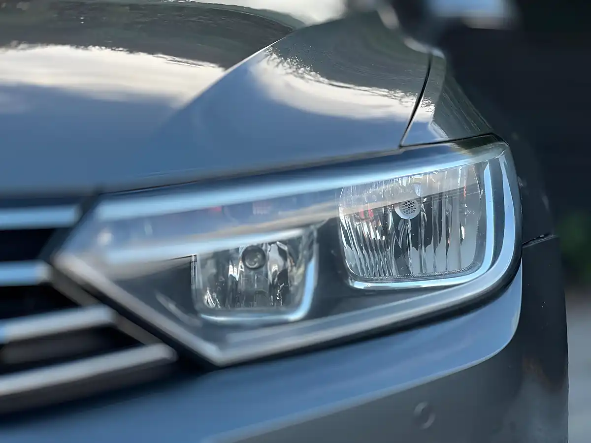 Used 2015 Volkswagen Passat GT Grey - Interior and Exterior details 19