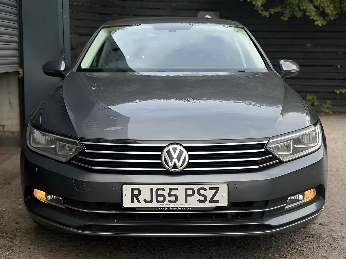 Used 2015 Volkswagen Passat GT Grey - Interior and Exterior details 2