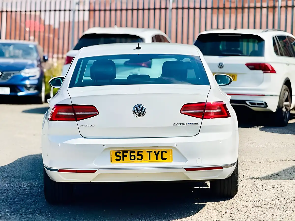 Used 2015 Volkswagen Passat GT White - Interior and Exterior details 12